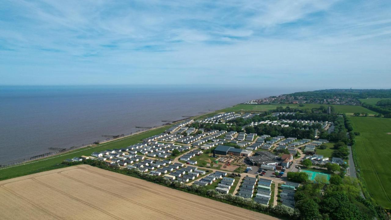 Great 8 Berth Caravan In Norfolk Near To Great Yarmouth Ref 20178Bs 홉톤-온-씨 외부 사진